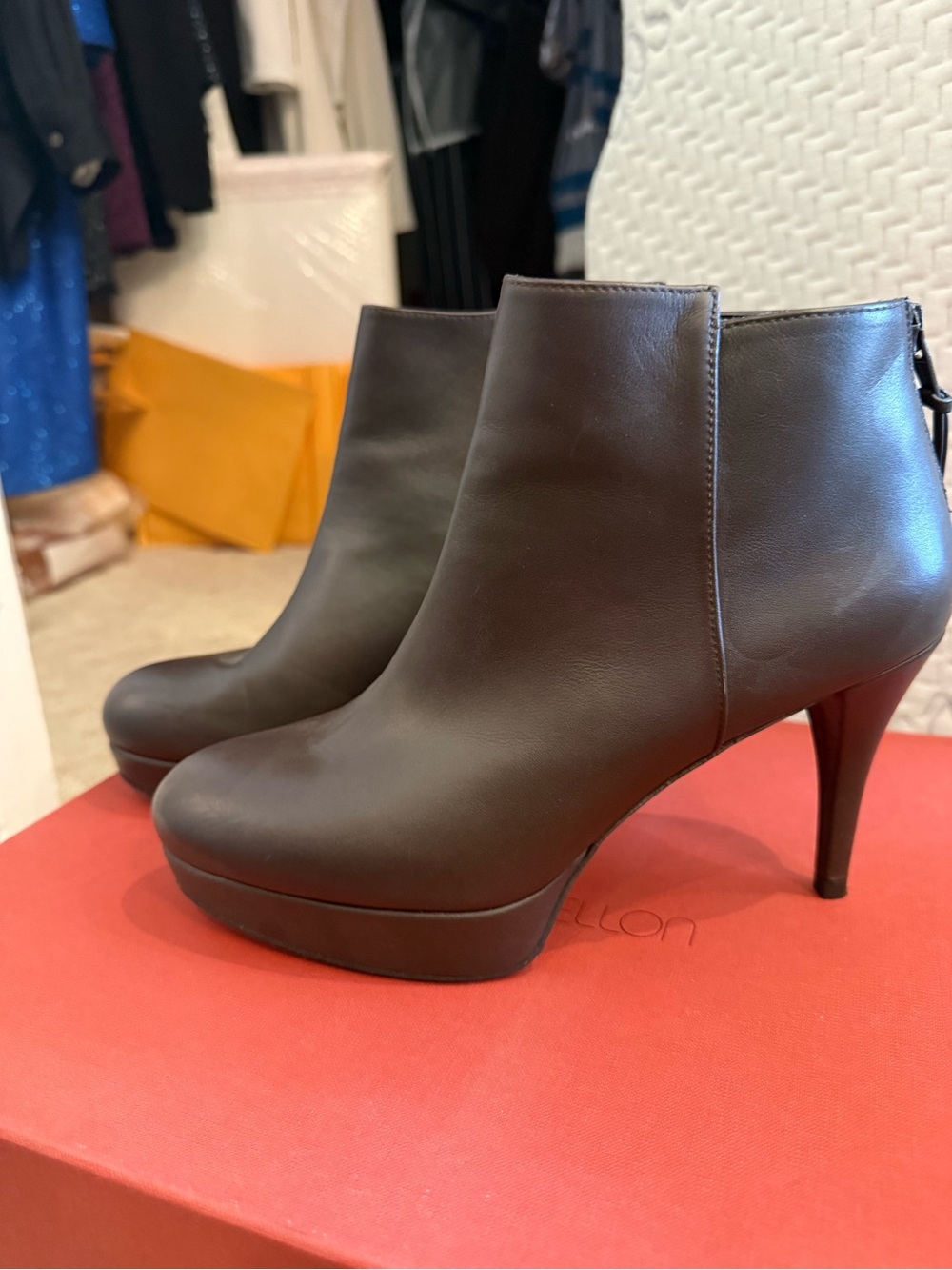Stuart Weitzman Brown Leather Platform Ankle Boots